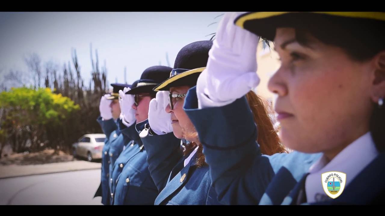 Cuerpo Policial Aruba a despedi di Sr.Fernandes - Pedra