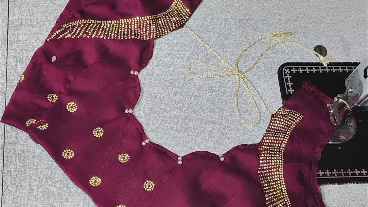 ब्लाउज डिजाइन//सिंपल नेक डिजाइन//cutting and stitching 