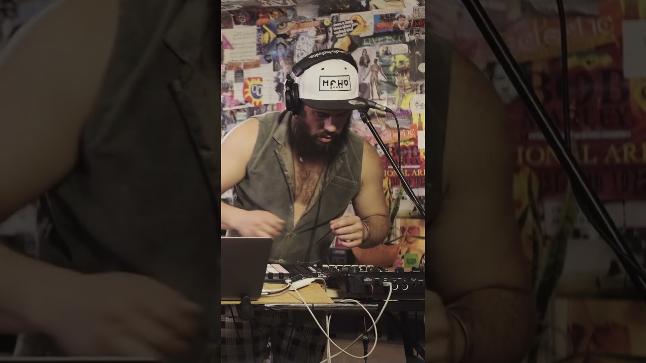 Matt Willis VOCAL EFFECTS on his 