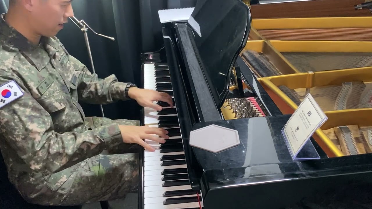 군인이 연주하는 쇼팽 발라드 1번 | Korea Army Soldier Plays Chopin Ballade No. 1, Op. 23 in G minor