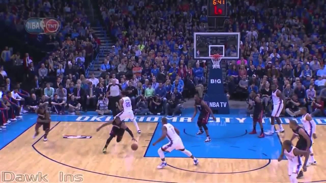 Dwyane Wade incredible fake out Kevin Durant!