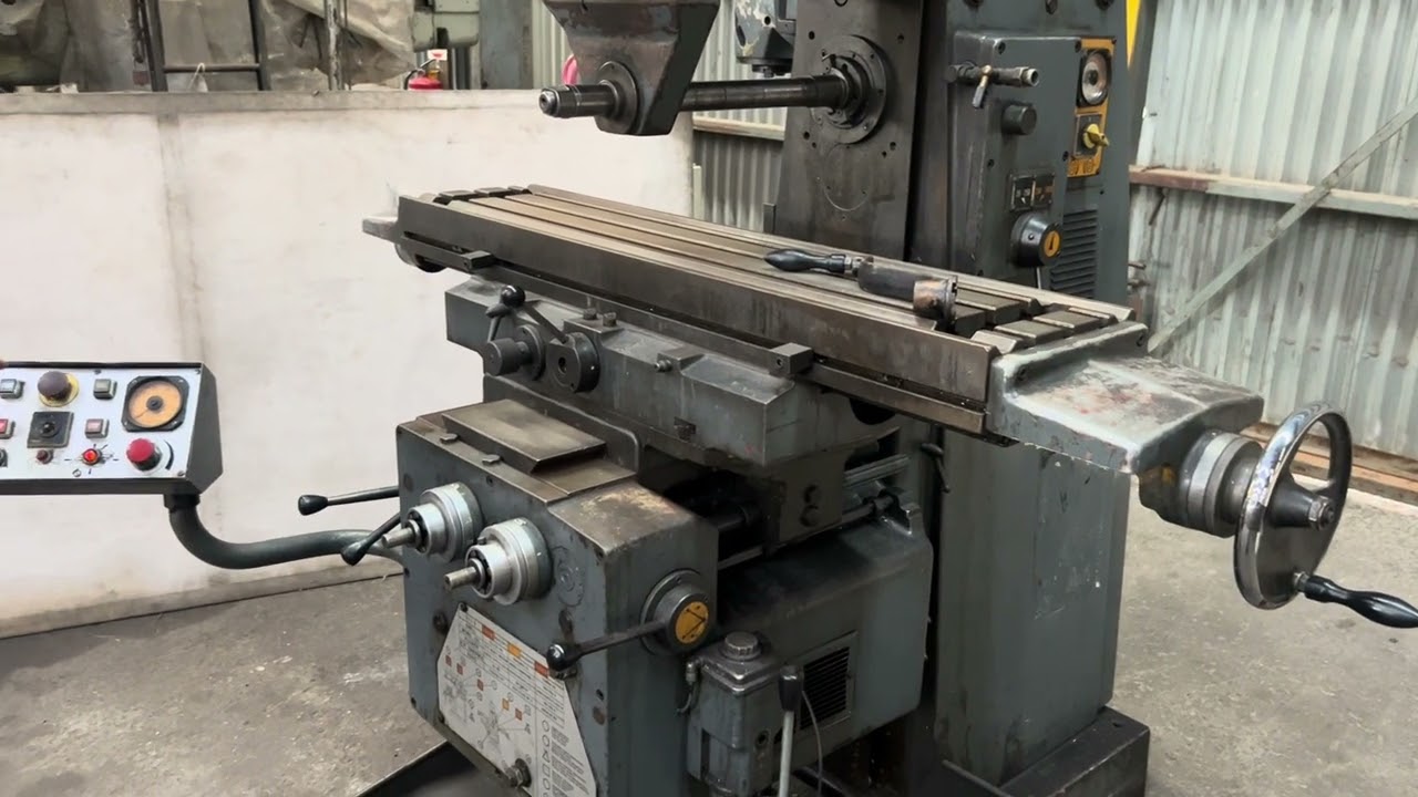 Pacific FU1100 universal mill stock 2916