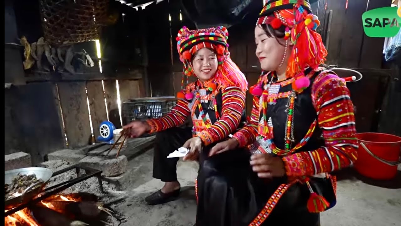 SAPA TV ( Tập 1 ) THƯỞNG THỨC MÓN THỊT TÔN NGỘ KHÔNG TẠI LỄ CÚNG RỪNG CỦA NGƯỜI HÀ NHÌ HOA