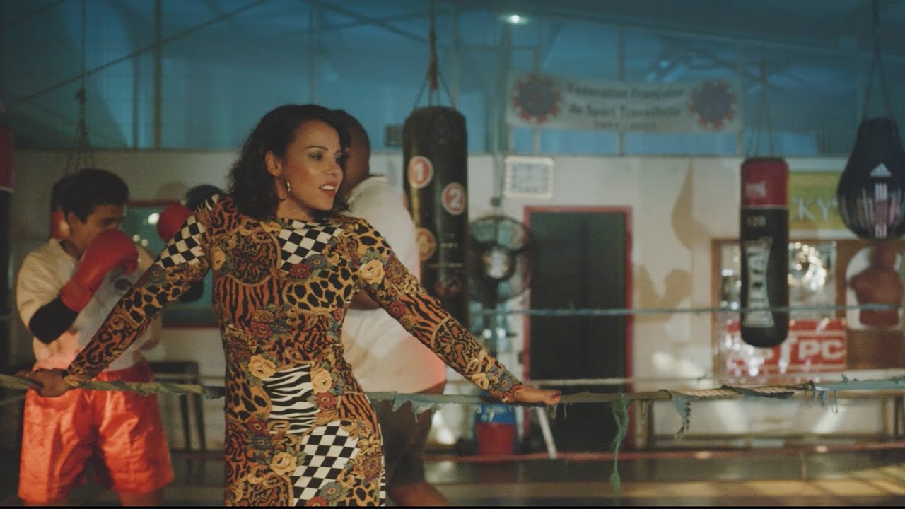 Tine Poppy - Simple et Compliqué -Clip