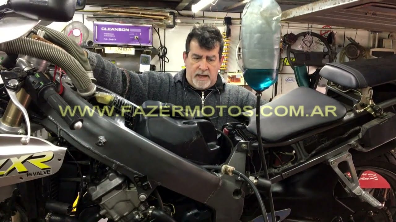 Carburando  Kawasaki ZXR250