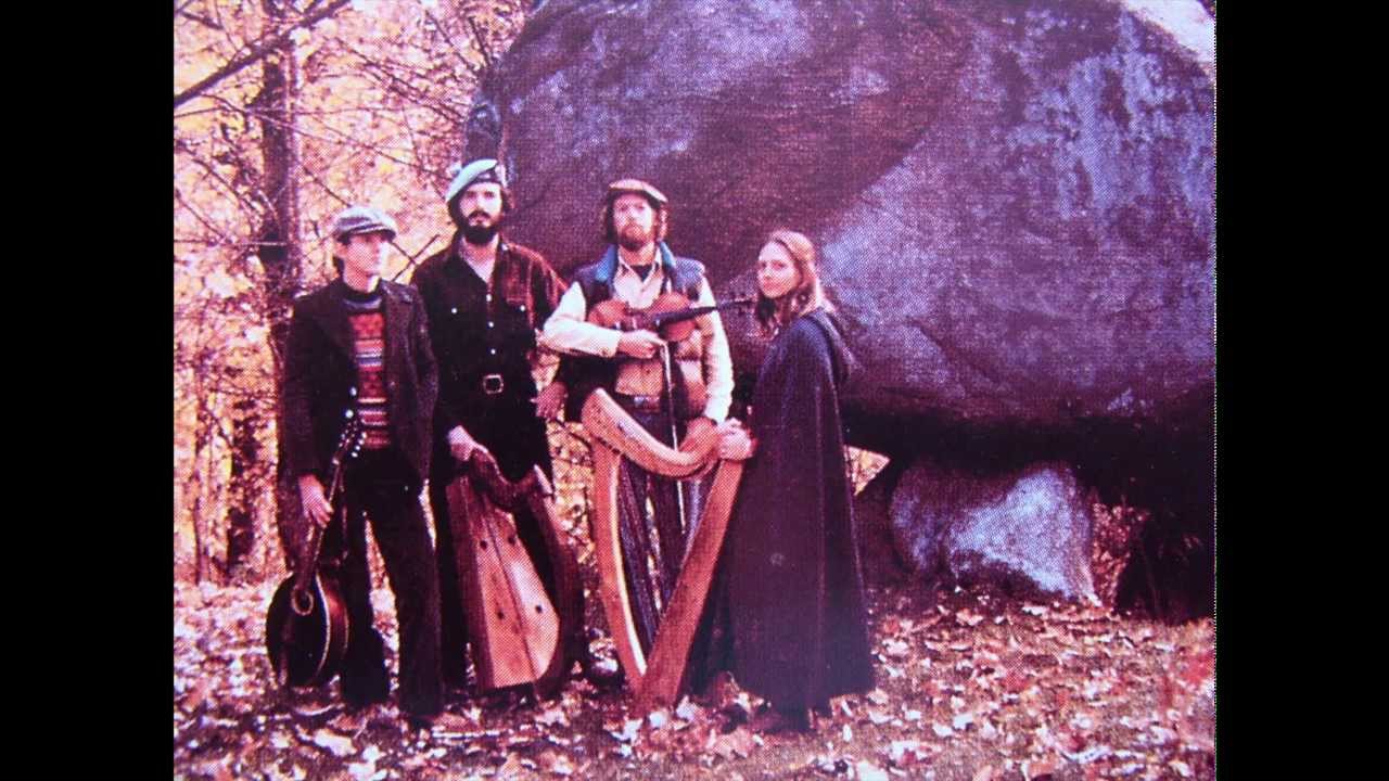Robin Williamson & His Merry Band  - These Islands Green