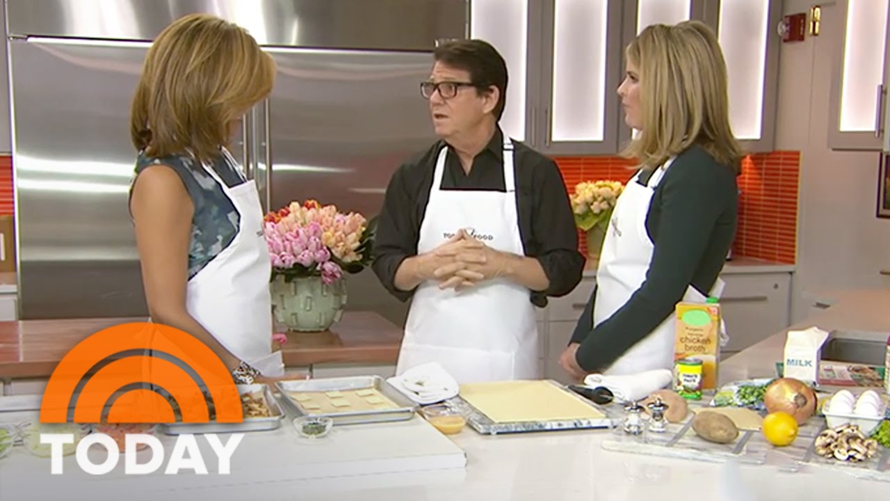 Anson Williams of ‘Happy Days’ Cooks Up Mini Chicken Pot Pies | TODAY