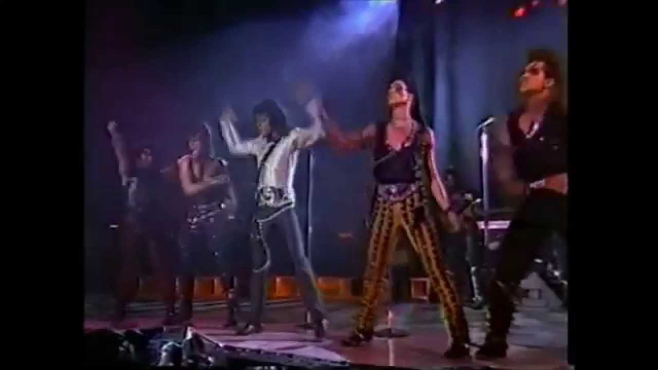 Michael Jackson Bad Tour Amazing Dance Moves