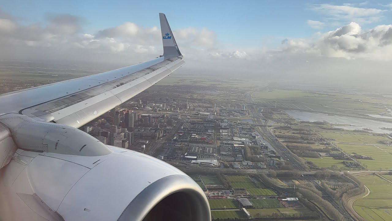 KLM gusty arrival & landing into Amsterdam Schipol Airport