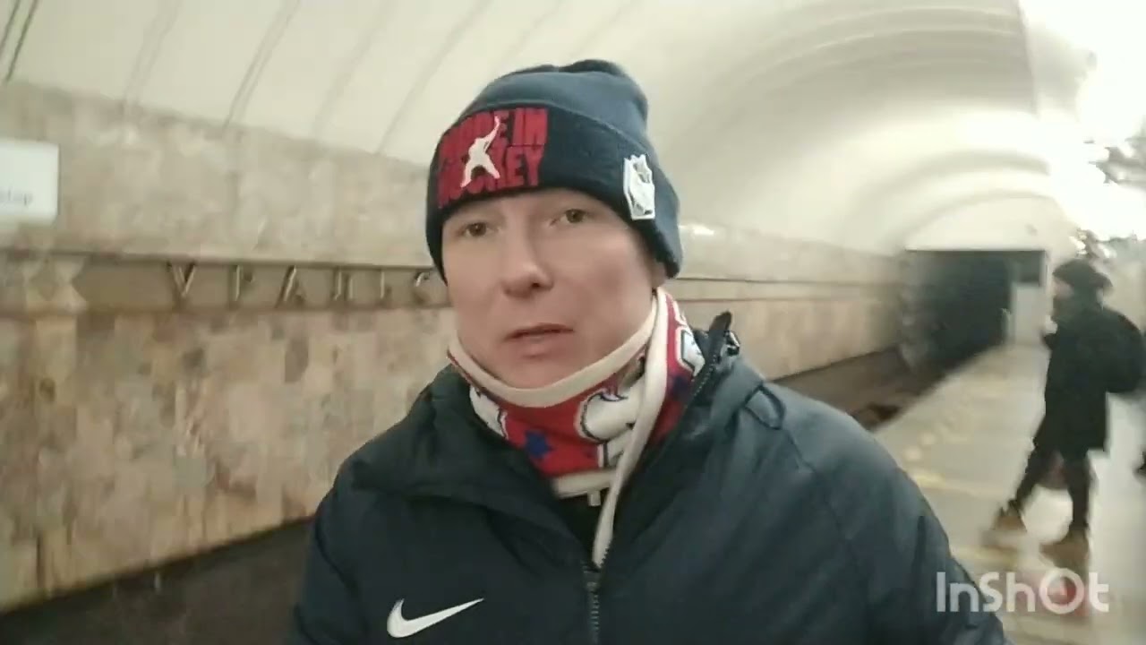 Екатеринбургский метрополитен. Поездка от станции Уральская до станции Площадь 1905 года.