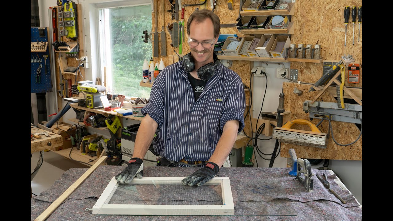 Del 4. F&ouml;nsterrenovering - hur man sk&auml;r och stiftar glas