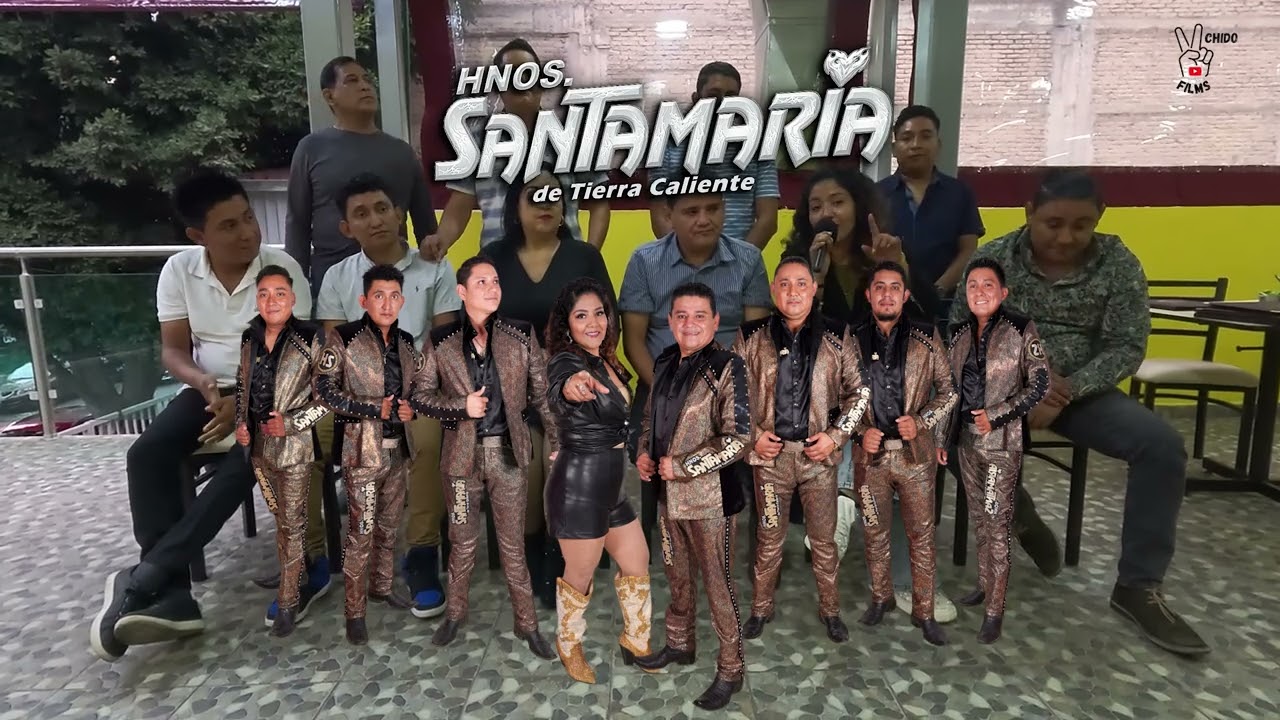 Entrevista a Hnos. Santa María de Tierra Caliente en Caldos de Gallina y Enchiladas LUIS