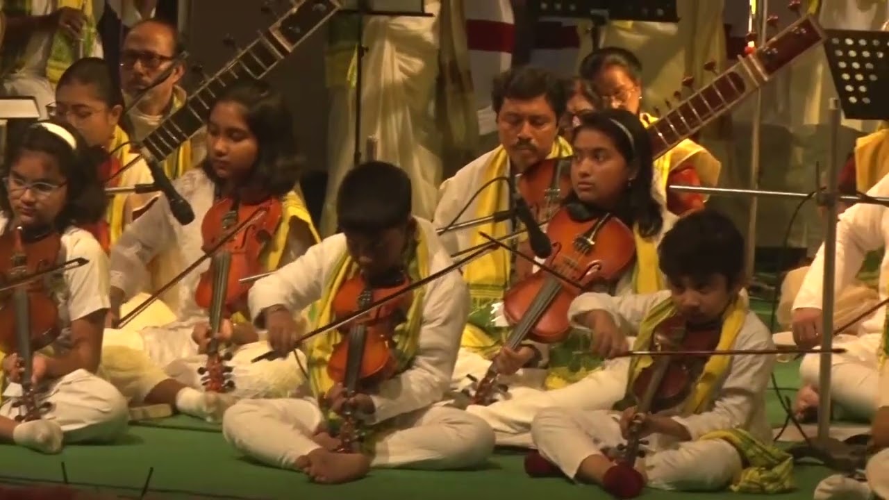 ALO AMAR ALO - Rabindranath Tagore song, Mega Violin Orchestra.