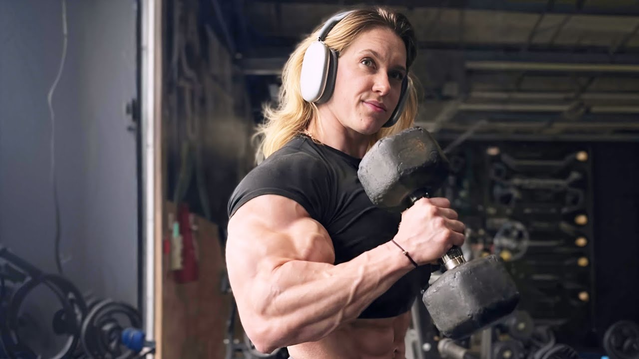 Couture Frenchy – Pure Muscle Power & Feminine Strength
