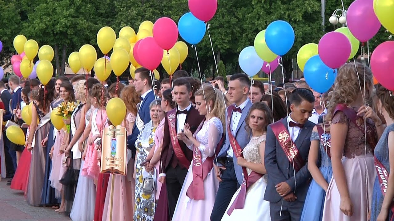 Выпускной бал в Калинковичах