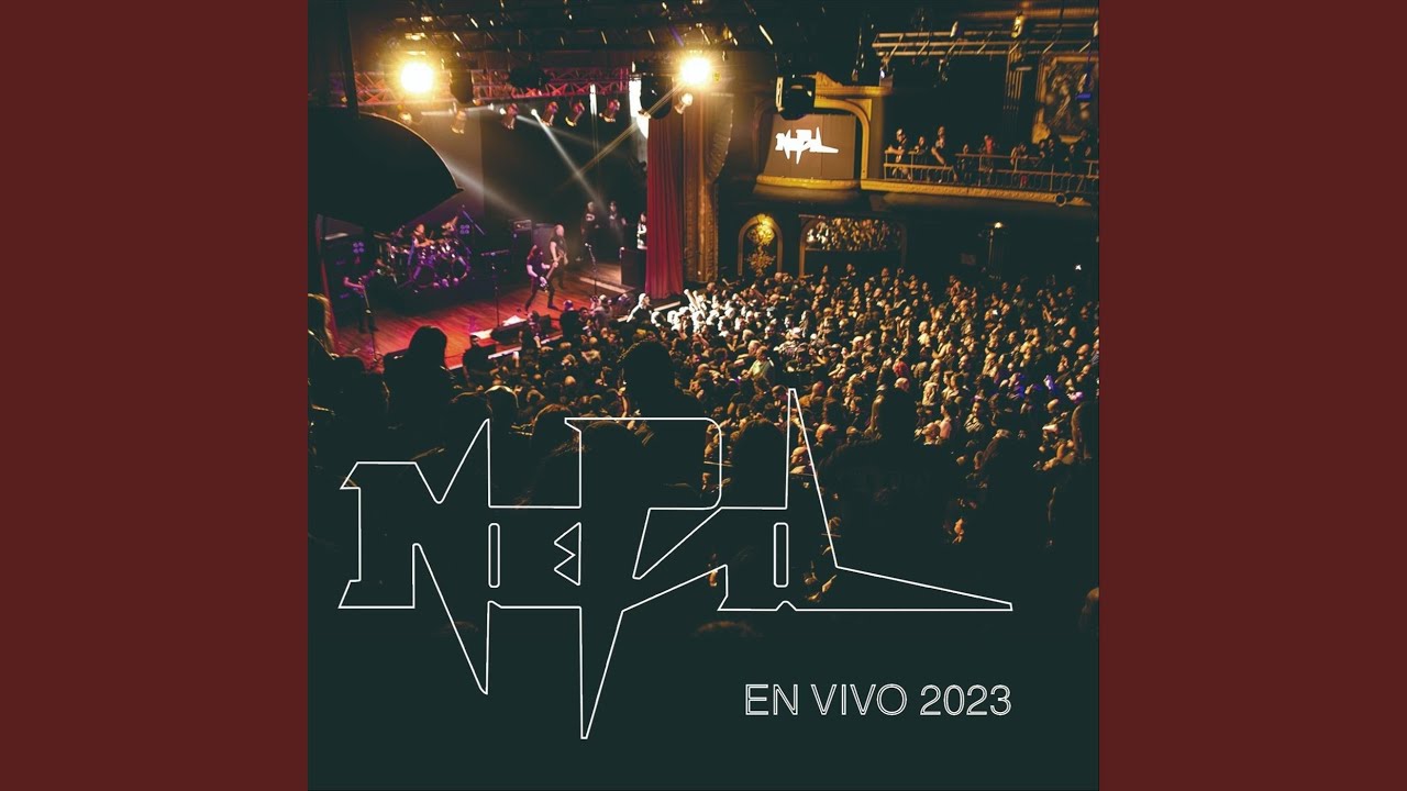 Besando la Tierra (En Vivo)