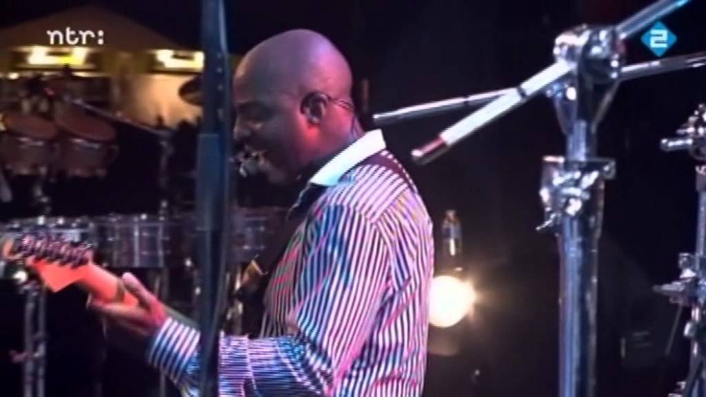 Earth Wind & Fire - That is the way of the world