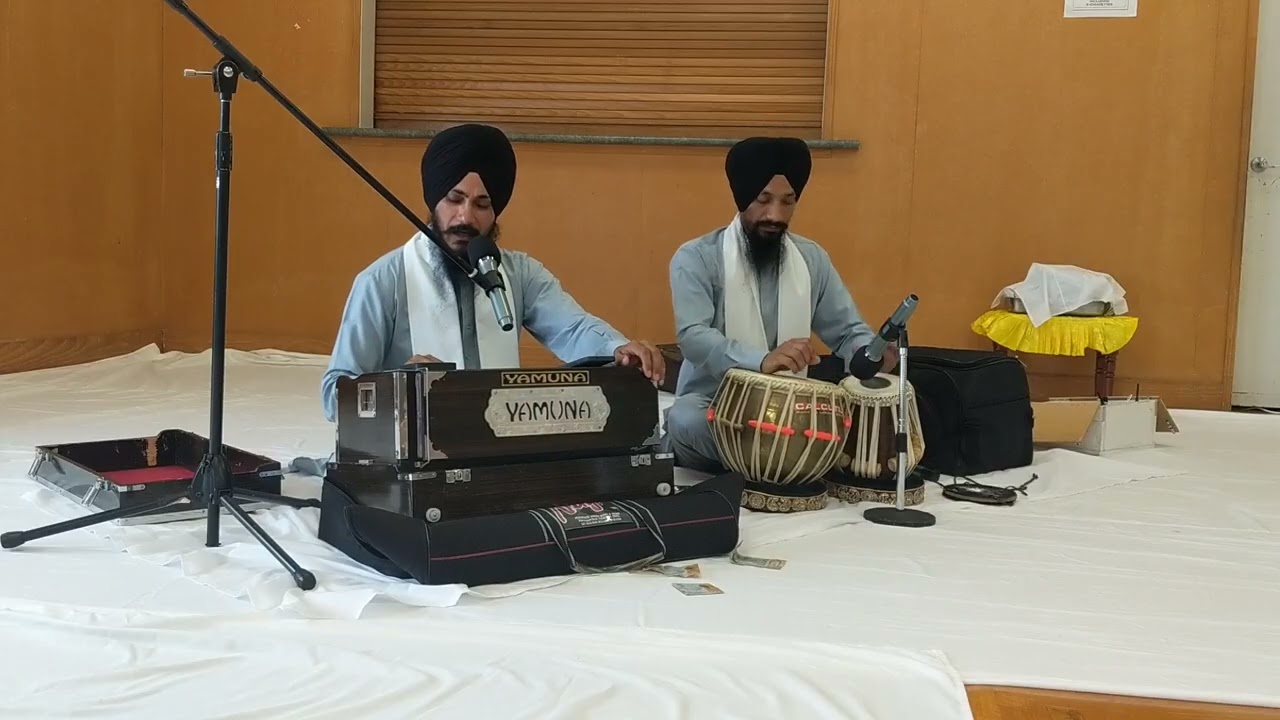 Na beechaariou raja raam ko ras