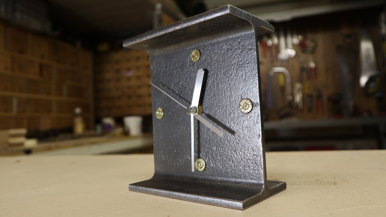 I make an Industrial Clock from a Rusty old RSJ Steel Beam. Industrial Decor I love it.