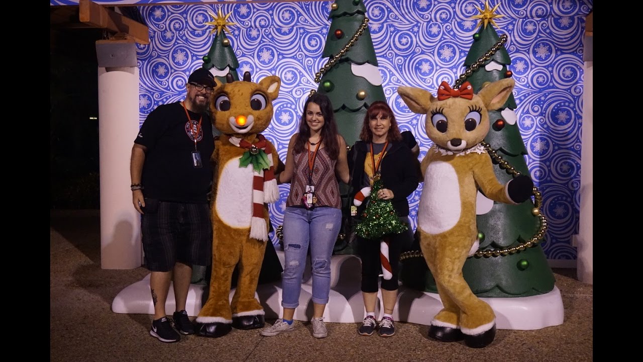 We Met Rudolph The Red Nosed Reindeer & Much More At SeaWorld's Christmas Celebration