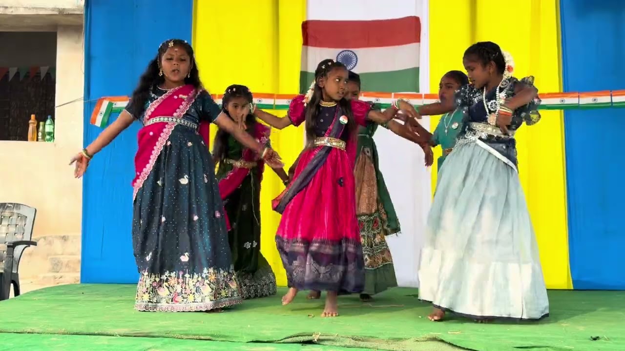 Pare godari dance performance by students⚡️.          Republic day celebration in government school 