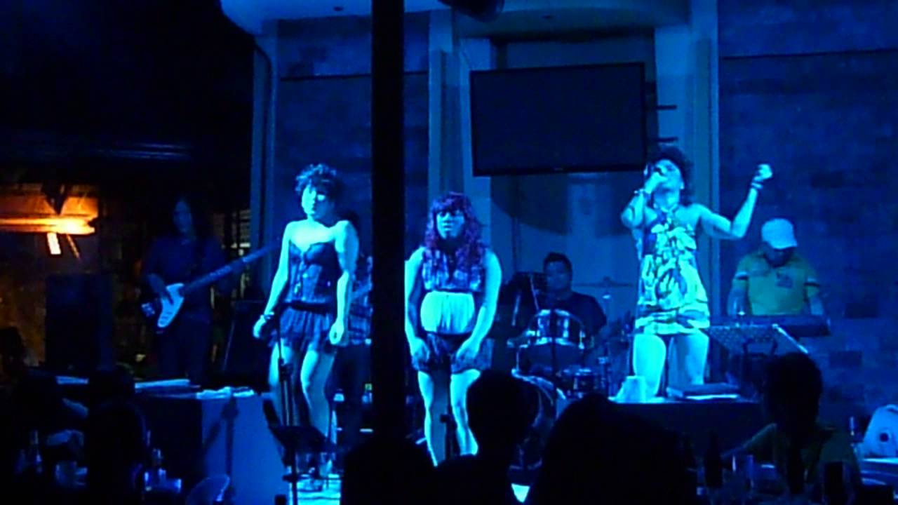 Gangnam Style (PSY) by Sweetnotes Band Pampanga @ Wishing Well RestoBar, 19 Oct.2012