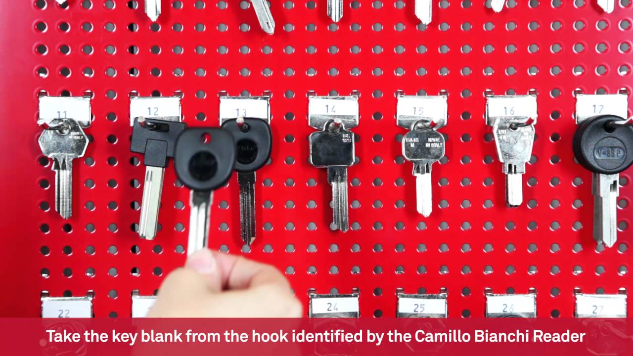 Keyline Camillo Bianchi Reader |Identification of the profile and of the key blank hook position