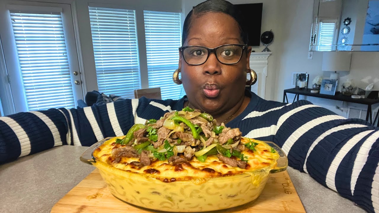 Mac and Cheesesteak Bowl
