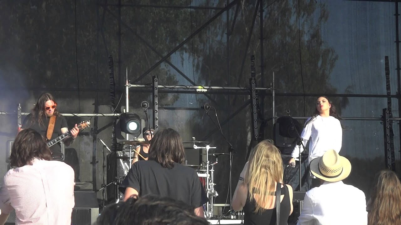 K Bleax - live at Orange Warsaw Festival 2015