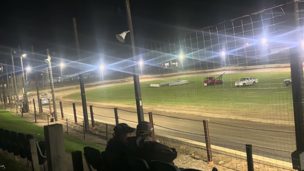 14/02/26 Whanganui club night race 3