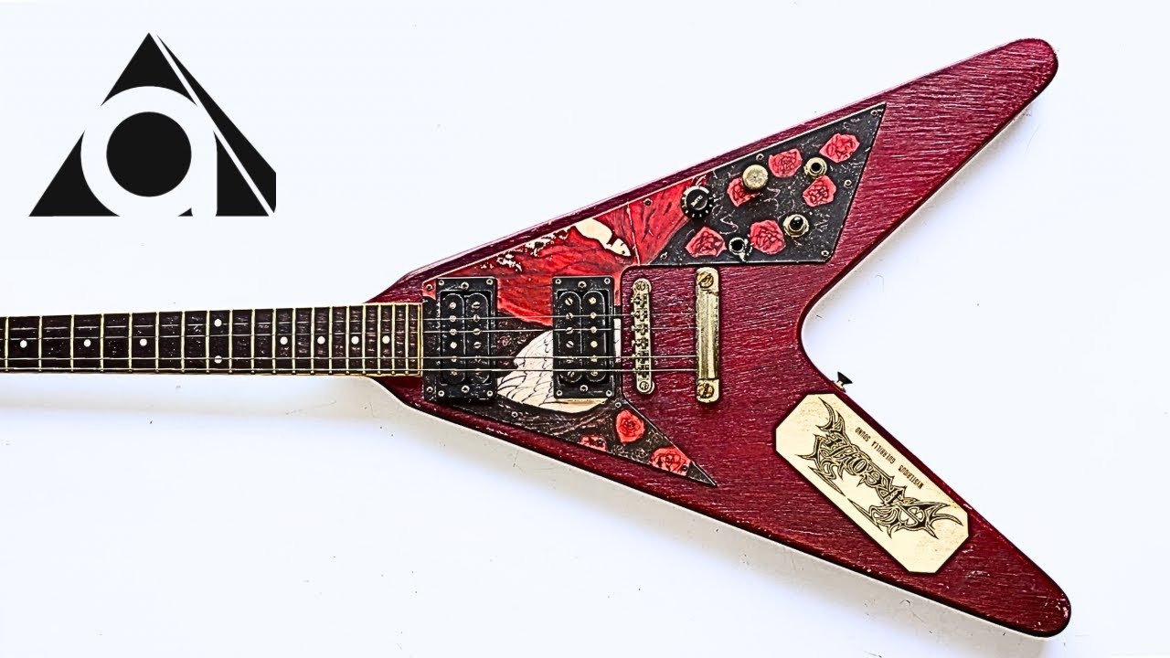 Реставрация плохо покрашенной гитары Flying V.