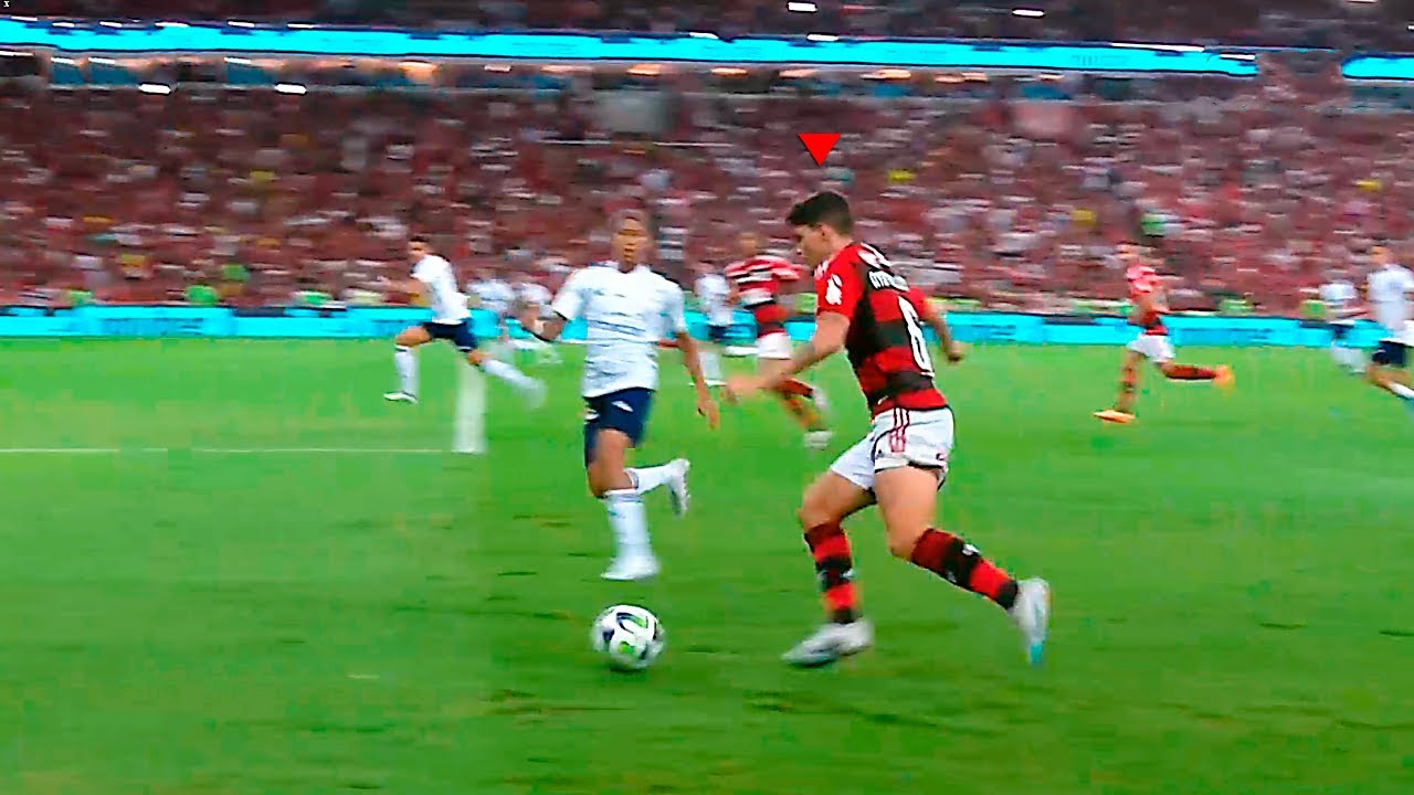 Ayrton Lucas tem um TALENTO Especial!