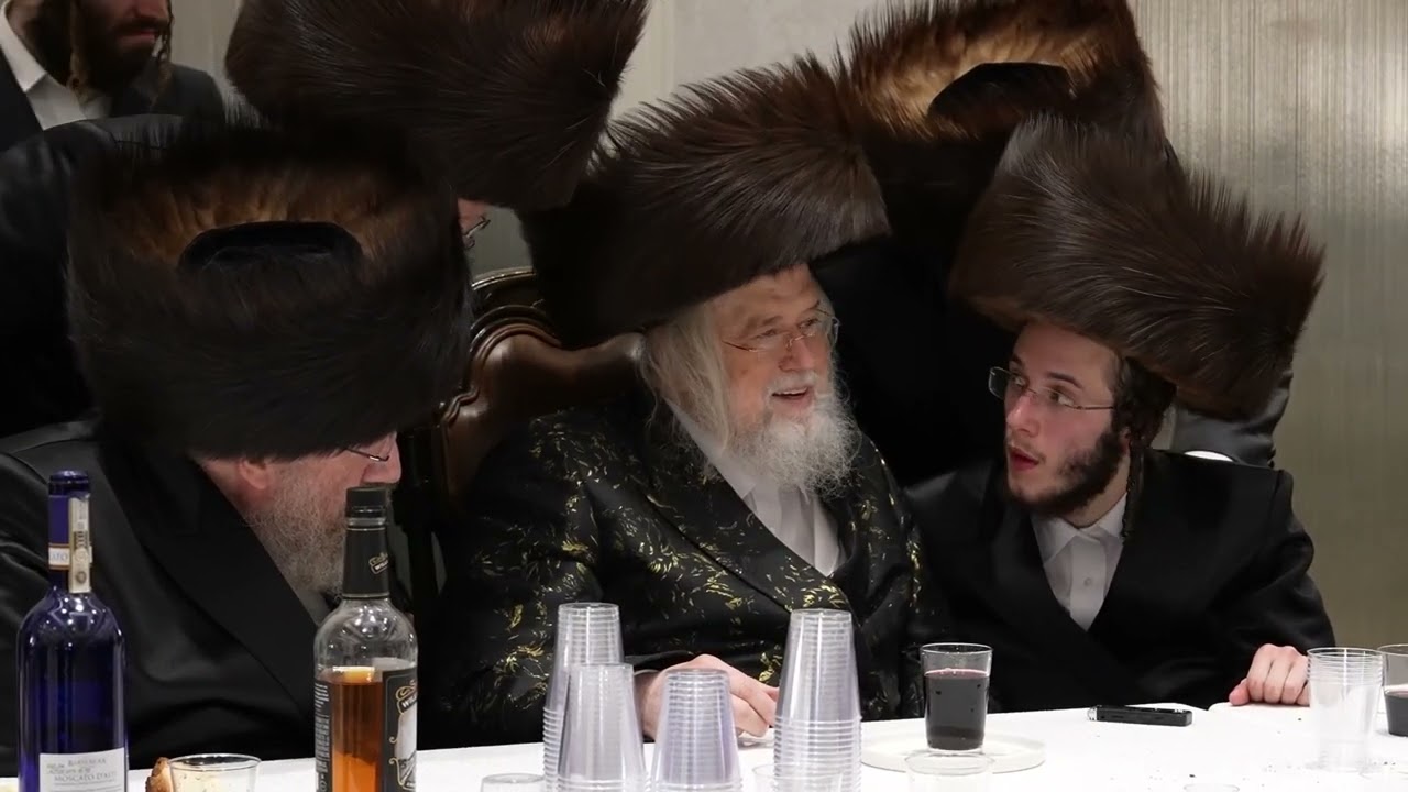 Munkatcher Rebbe At  Shimon Rapaport's Wedding