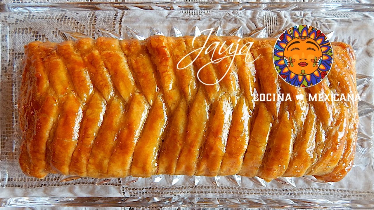 Trenza de Hojaldre Rellena de Queso Crema y Ate