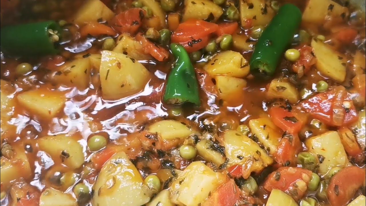 How To Cook Easy Mix Vegetable In Urdu /Hindi | Aloo Matar Gajar Ki Sabzi | مکس سبزی کا طریقہ