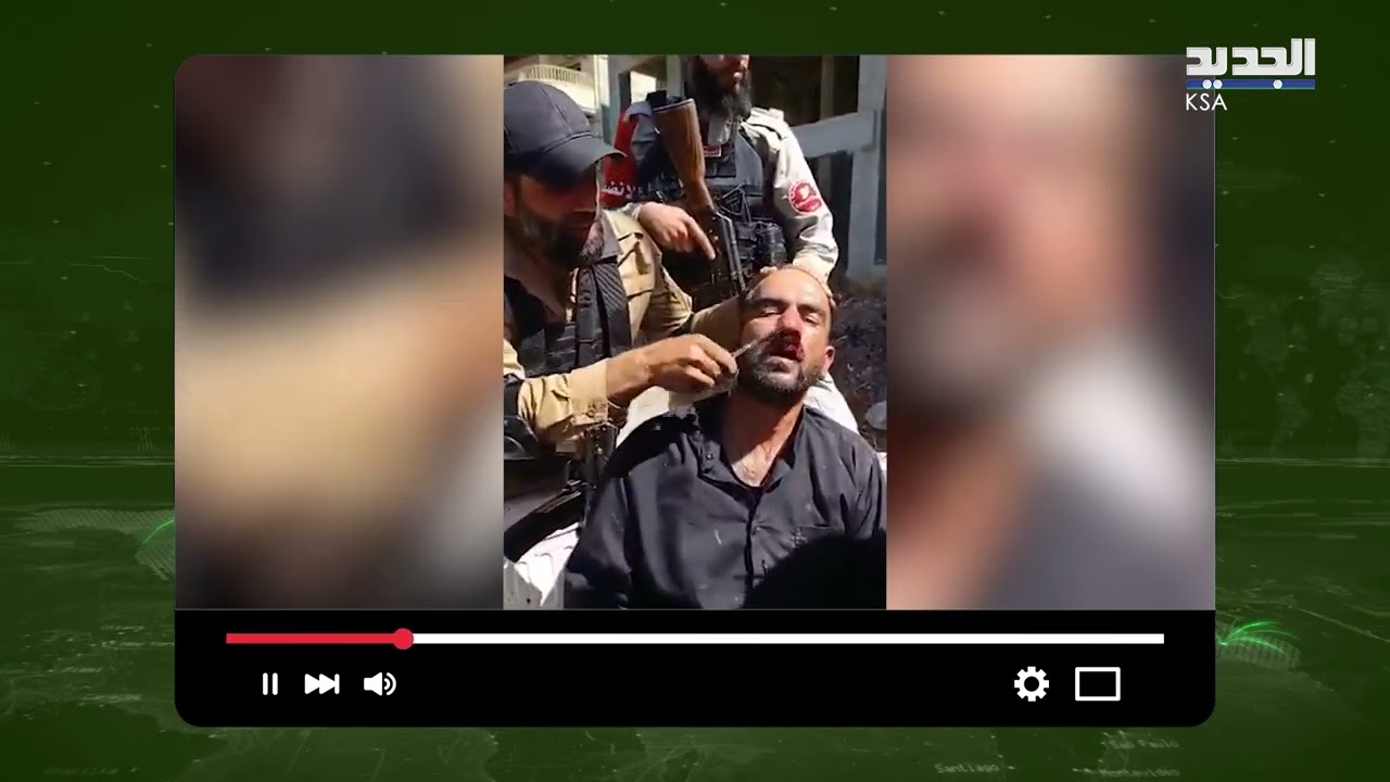 فيديو ل عناصر من الامن العام يقصون شوارب المواطنين في السويداء يشعل مواقع التواصل.. ما قصته؟!