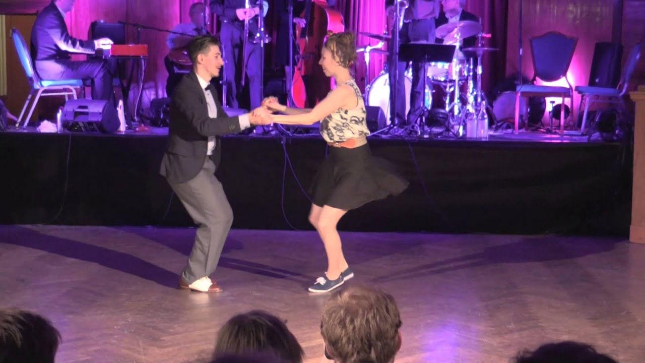 Winter Jump 2015 Mikaela & Nicolas