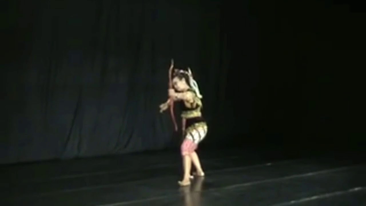 Tari Wira Pertiwi atau Tari Bhayangkari