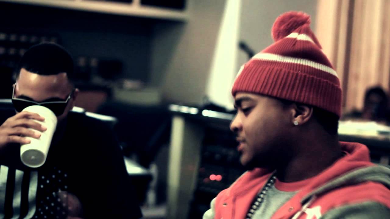 Tha Joker (Too Cold) ft. T. Lewis - Two Weeks Notice [Studio Performance] (@iAmTooCold)