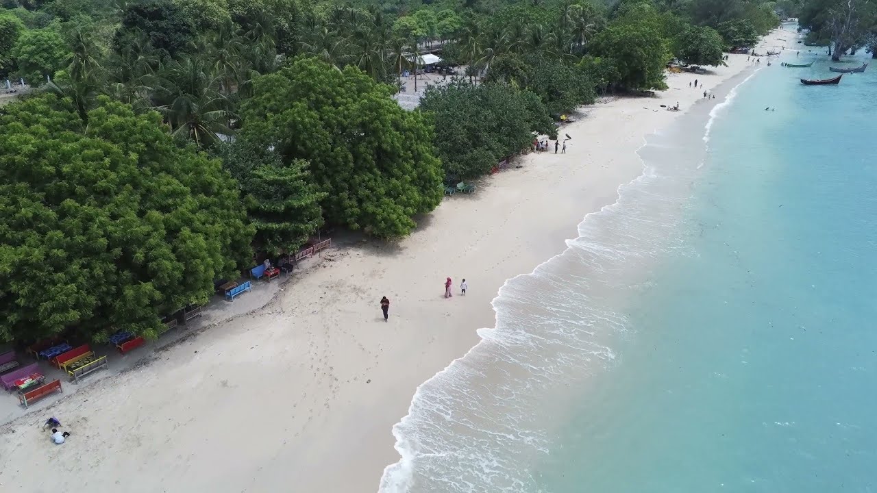 4K Drone Footage Pantai Pasir Putih Aceh Besar