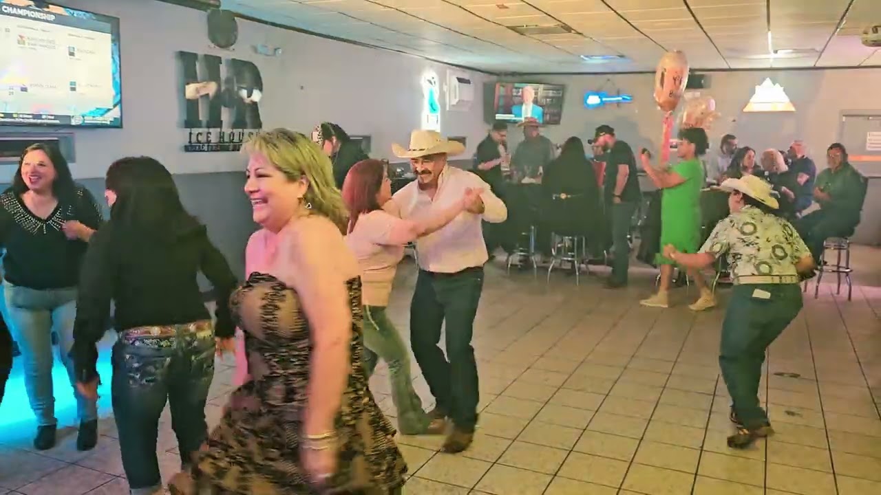 Dancing fun on Saturday, March 7, 2026 at H&R Ice House, yaye! 