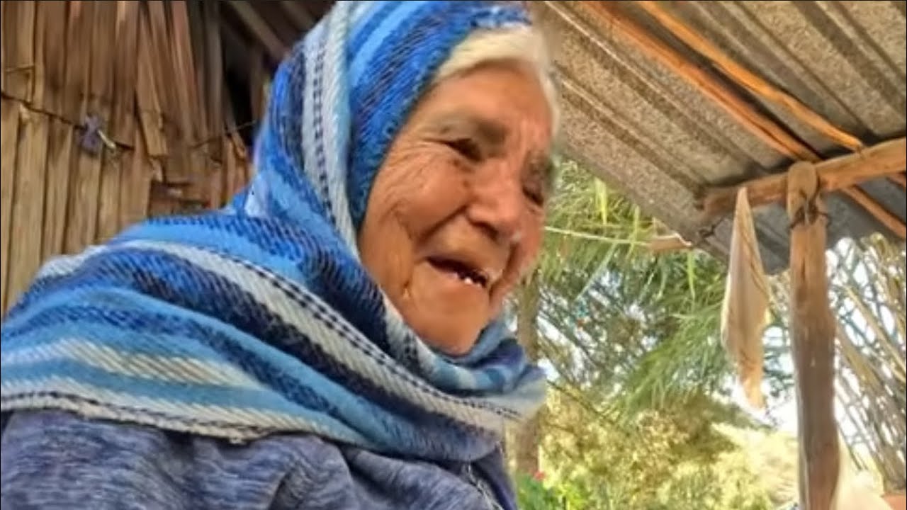 Dice mi papá que soy el más guapo de la familia ! 