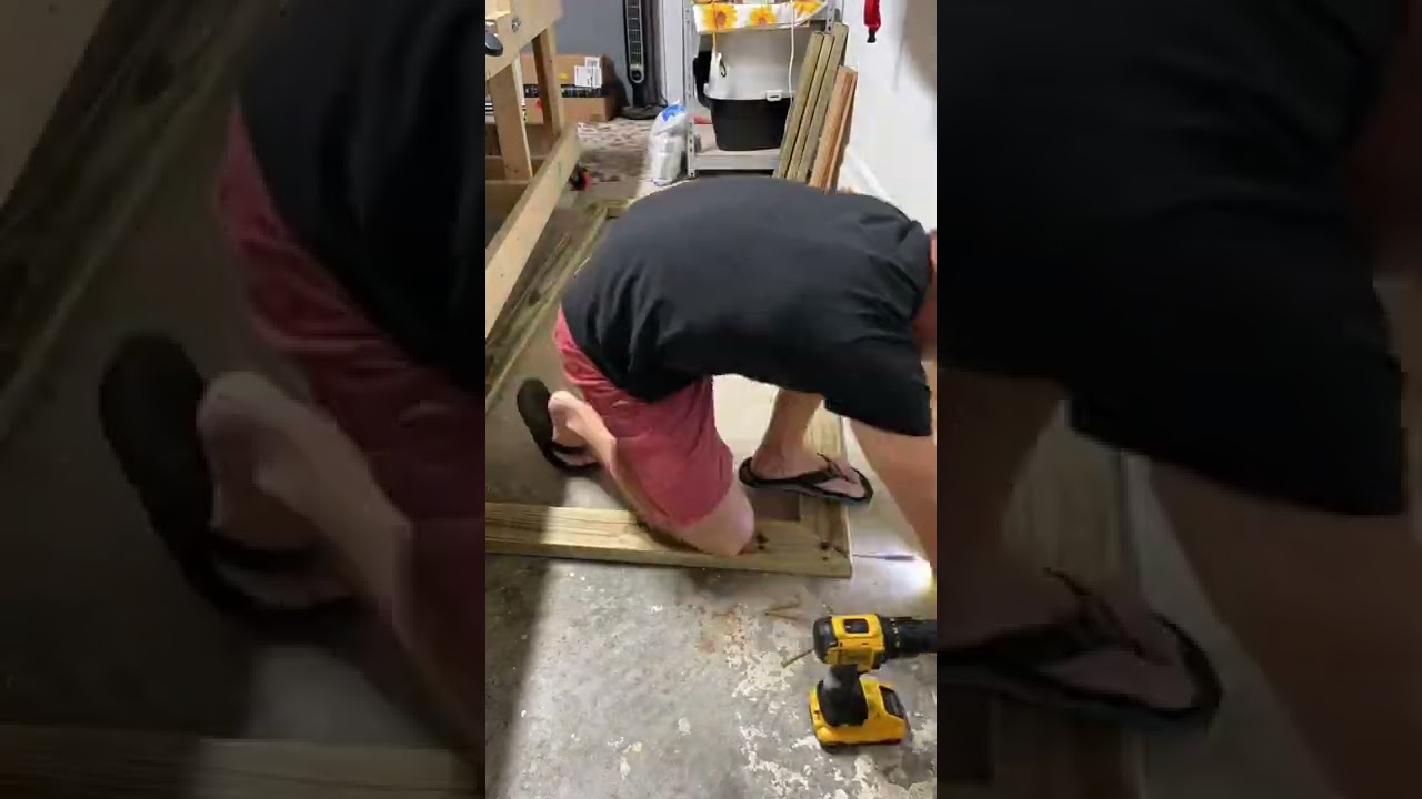 Планы в описании соответствующего видео!!🔨 Недорогие приподнятые грядки из кедра своими руками!