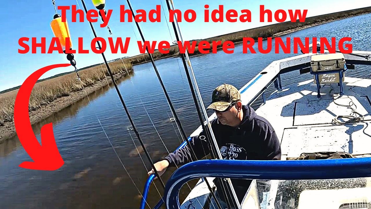 FLOUNDER GIGGING BOAT running **SKINNY** Bayou Bandit