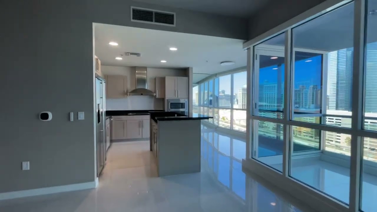 High-rise Condo For Sale: Las Vegas Strip Views