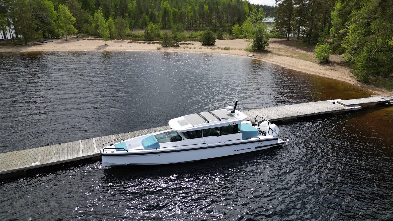 Axopar 37 Cross Cabin