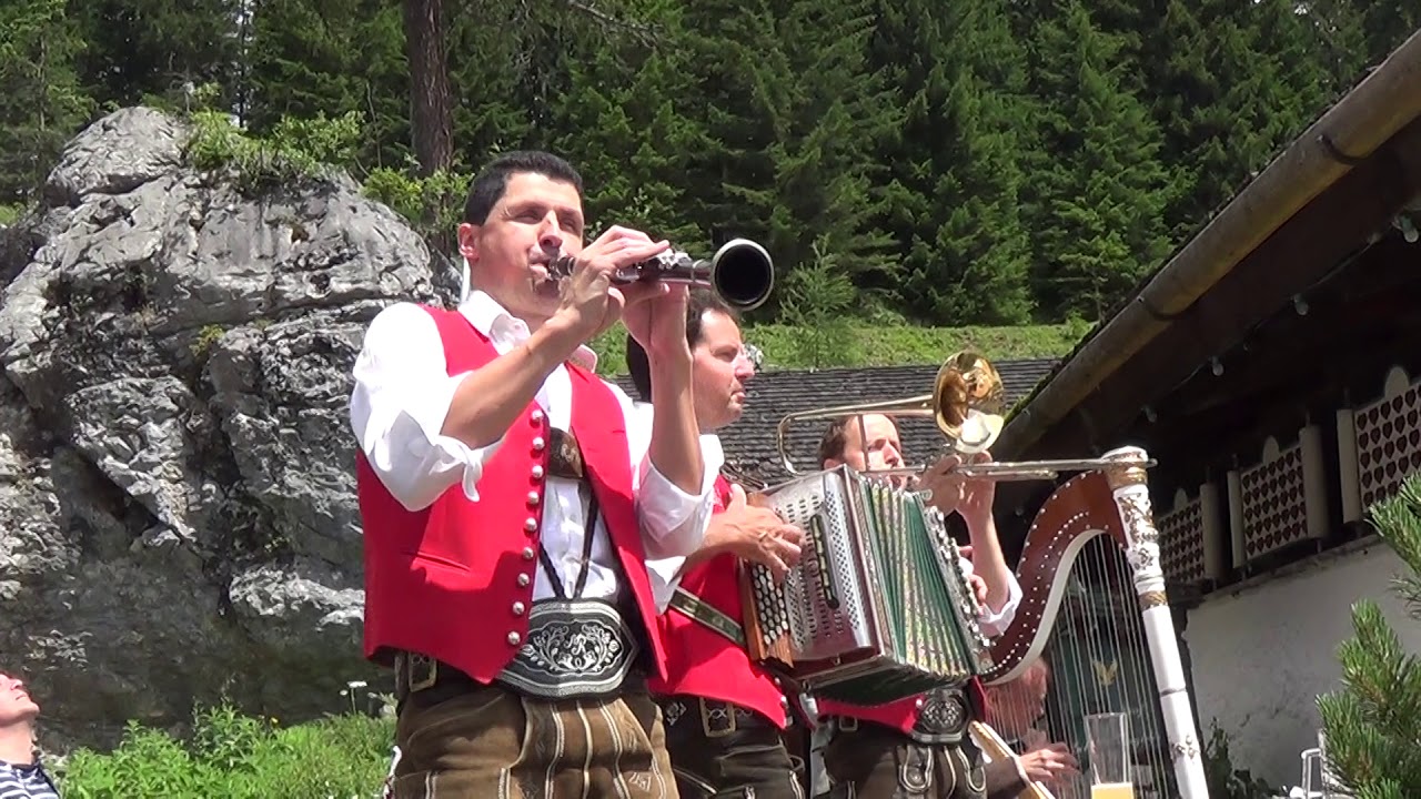 Almrosenfest mit den Filzmoosern