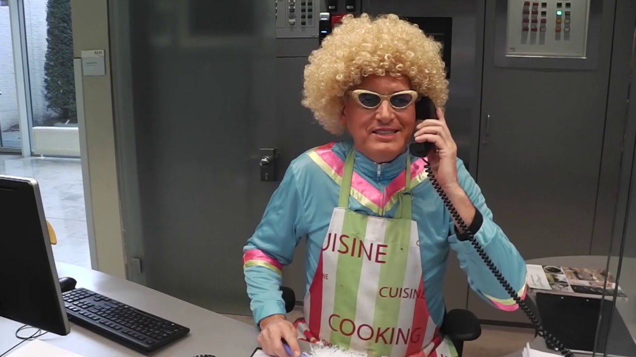 gemeentehuis Hoogerheide 2019. Af en toe een pintje
