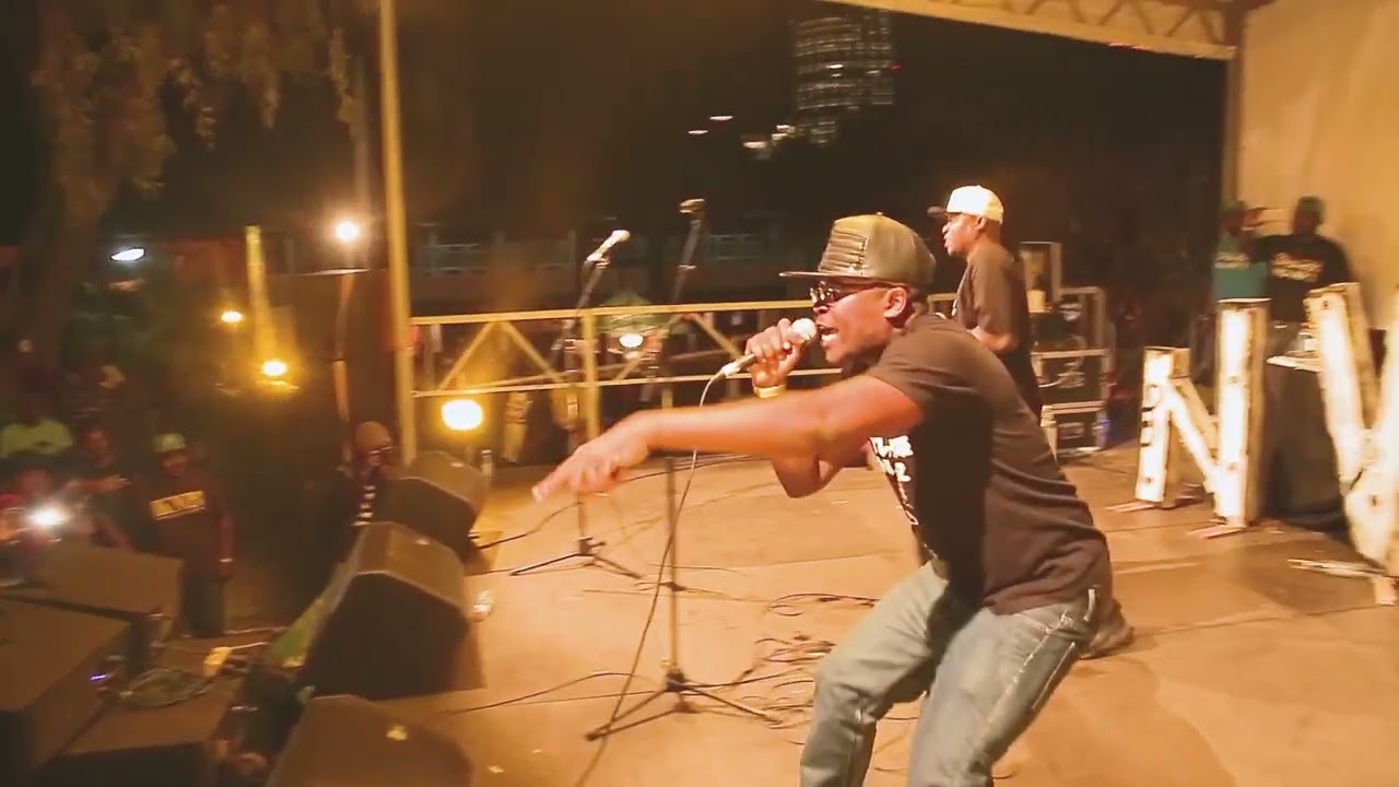 hip hop made in moz - Stinky & Skoko