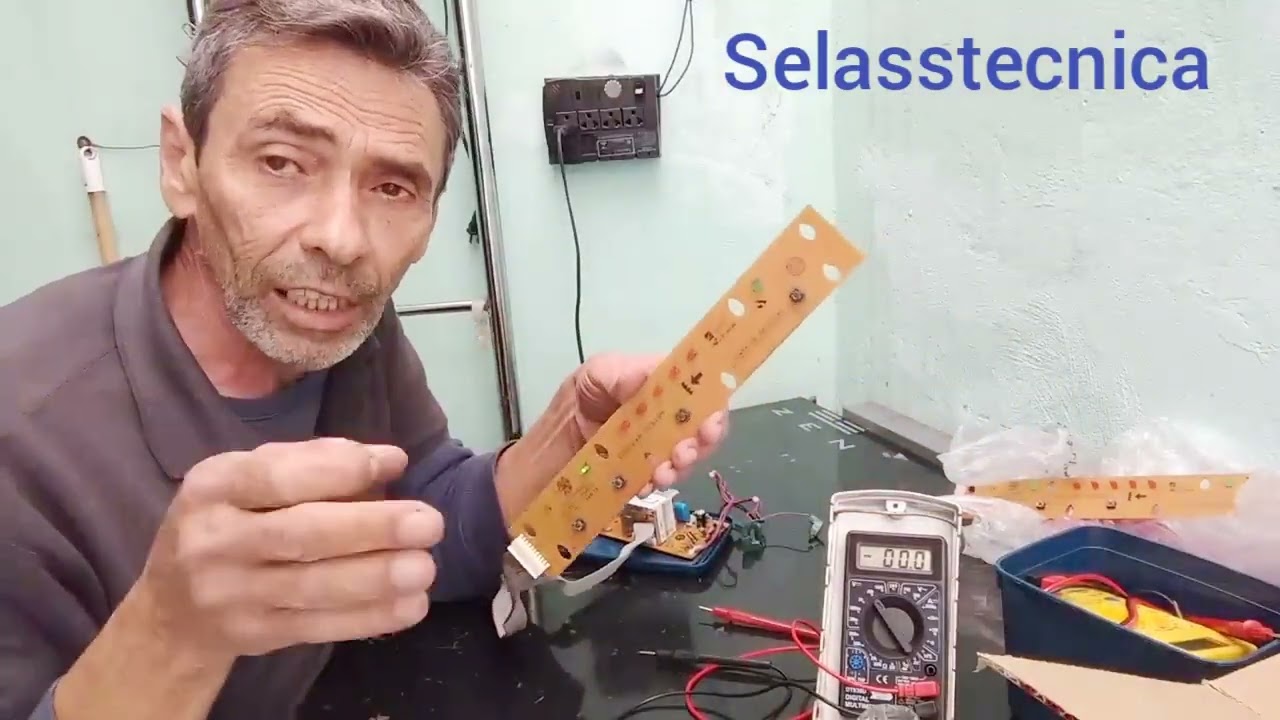 Máquina de lavar roupa com Defeito chave da porta ou placas 